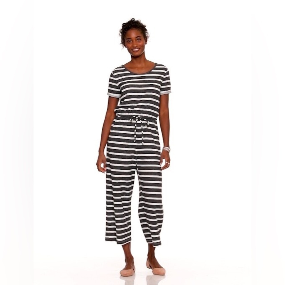 Old Navy Gray Striped T-shirt Jumpsuit Large‎
